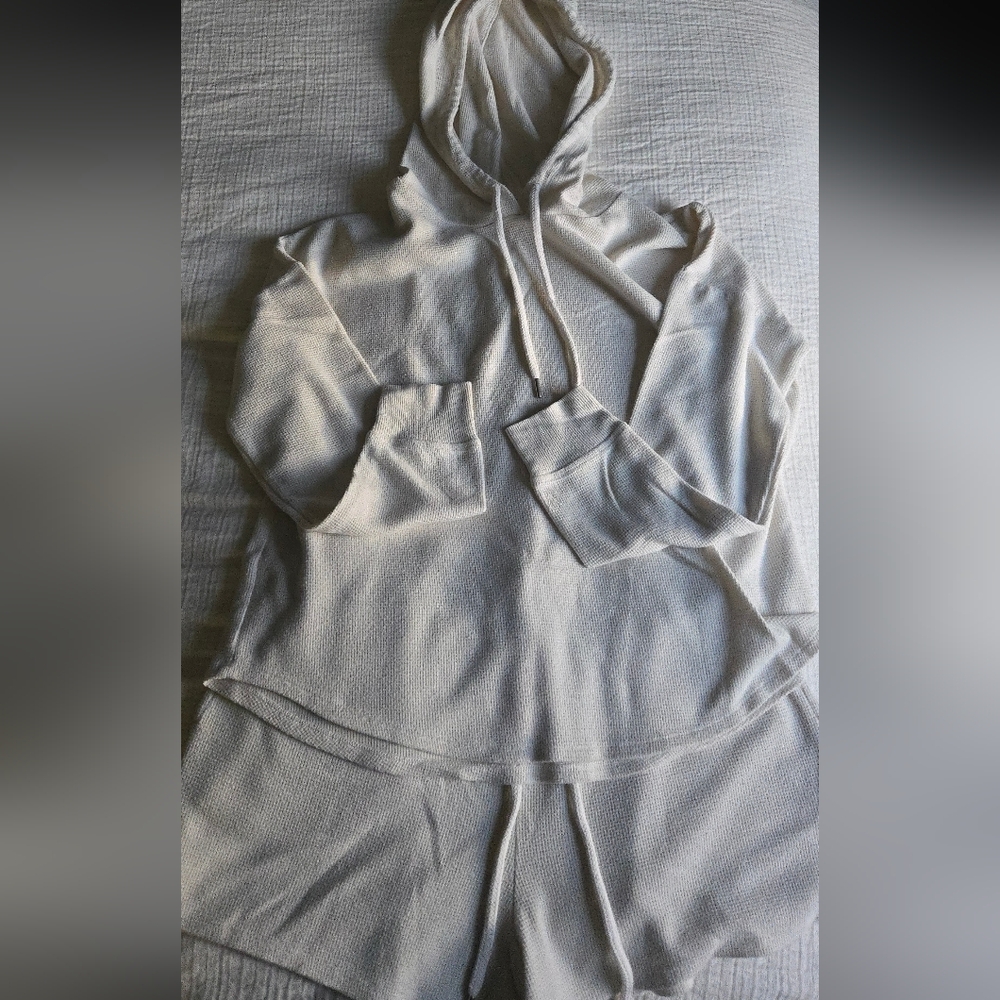 Victoria's Secret Cream Sleepwear Soft Cotton